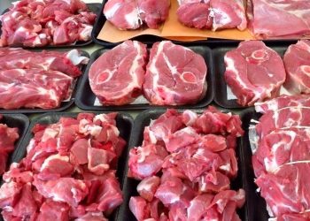 عرضه گوشت قرمز در فروشگاههای شهروند و میادین ترهبار متوقف شد