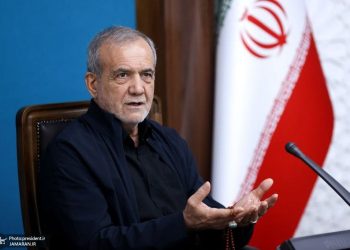 پزشکیان: اصلاح چرخه معیوب واسطهگری برای جلوگیری از هدررفت منابع مالی و ارزی