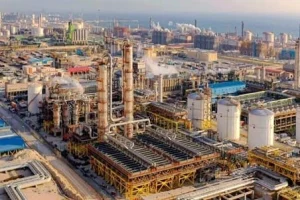 پتروشیمی ایران در ۱۴۰۳؛ فروش ۲۳.۸ میلیارد دلاری و گره تامین خوراک