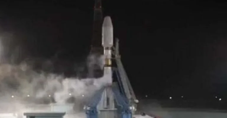 پرتاب موفق ۳ ماهواره و بررسی پیامدها و کاربردهای اقتصادی آن