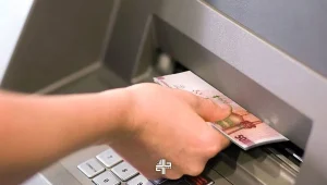 حذف 4 گروه پردرآمد از یارانه نقدی توسط دولت | تحلیل ابعاد اجرای سیاست کاهش گروه یارانه‌بگیران