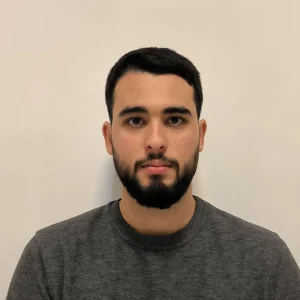 رضا جم| نویسنده وبسایت چارسو اقتصاد