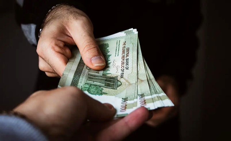 افزایش حقوق پلکانی معکوس در سال ۱۴۰۵؛ پیامدهای اقتصادی تعدیل حقوق برای گروه‌های مختلف حقوق‌بگیر