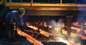 برنامه دولت برای حمایت از تولیدکنندگان در شرایط نوسان ارز و تورم