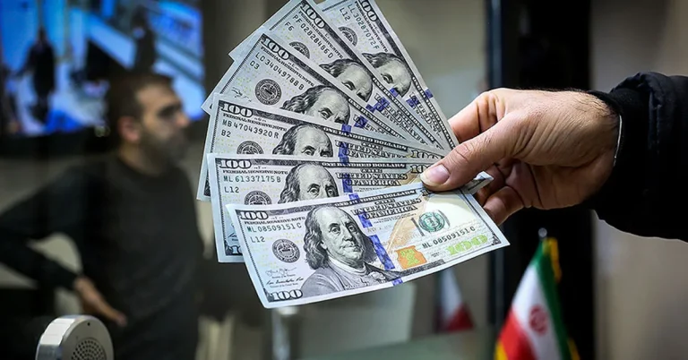 بررسی تفاوت دو شوک ارزی ۱۴۰۱ و ۱۴۰۴ ایران