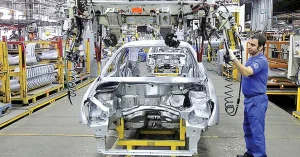 قیمت روز ایران خودرو و ساییپا شنبه ۱۱ بهمن۱۴۰۴ | چرا خودروسازها درخواست افزایش قیمت دارند؟