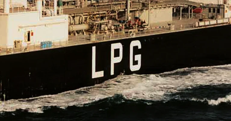 قطر تولید LNG را متوقف کرد