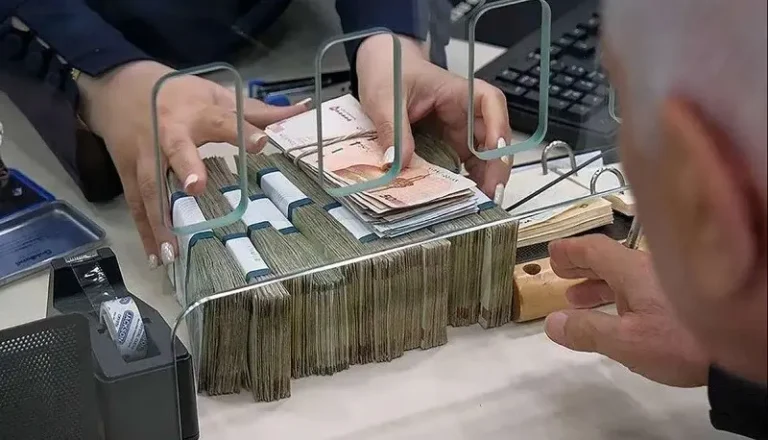 رشد ۶۸ درصدی سپرده‌های بانکی تغییر ترکیب منابع به نفع ثبات مالی