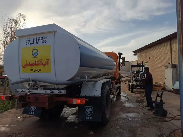 استقرار ۳۰۰ تانکر آبرسانی در کشور