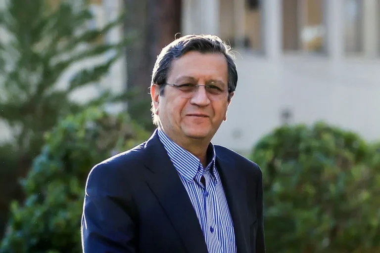 واژگونی روایت فروپاشی؛ همتی از تابآوری اقتصاد ایران میگوید