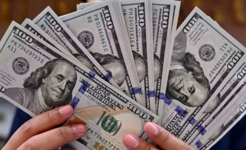 پیش ‌بینی قیمت دلار پنجشنبه ۱۵ مرداد ۱۴۰۵