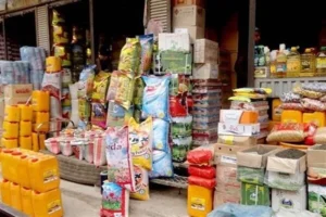 کالاهای اساسی تا پایان سال حتی با توقف پروازهای خارجی تامین است