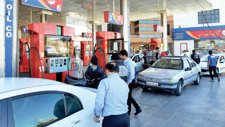 رشد مصرف بنزین در شهریور منفی شد؛ آیا ناترازی سوخت ایران کاهش یافته است؟
