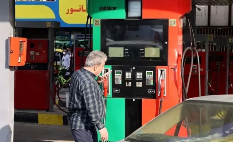 پرونده واردات بنزین چگونه بسته شد؟ کاهش ۱۱ میلیون لیتری مصرف با تغییر نرخ سوخت مازاد - تحلیل اقتصادی - چارسو اقتصاد پرونده واردات بنزین چگونه بسته شد؟ کاهش ۱۱ میلیون لیتری مصرف با تغییر نرخ سوخت مازاد - چارسو اقتصاد